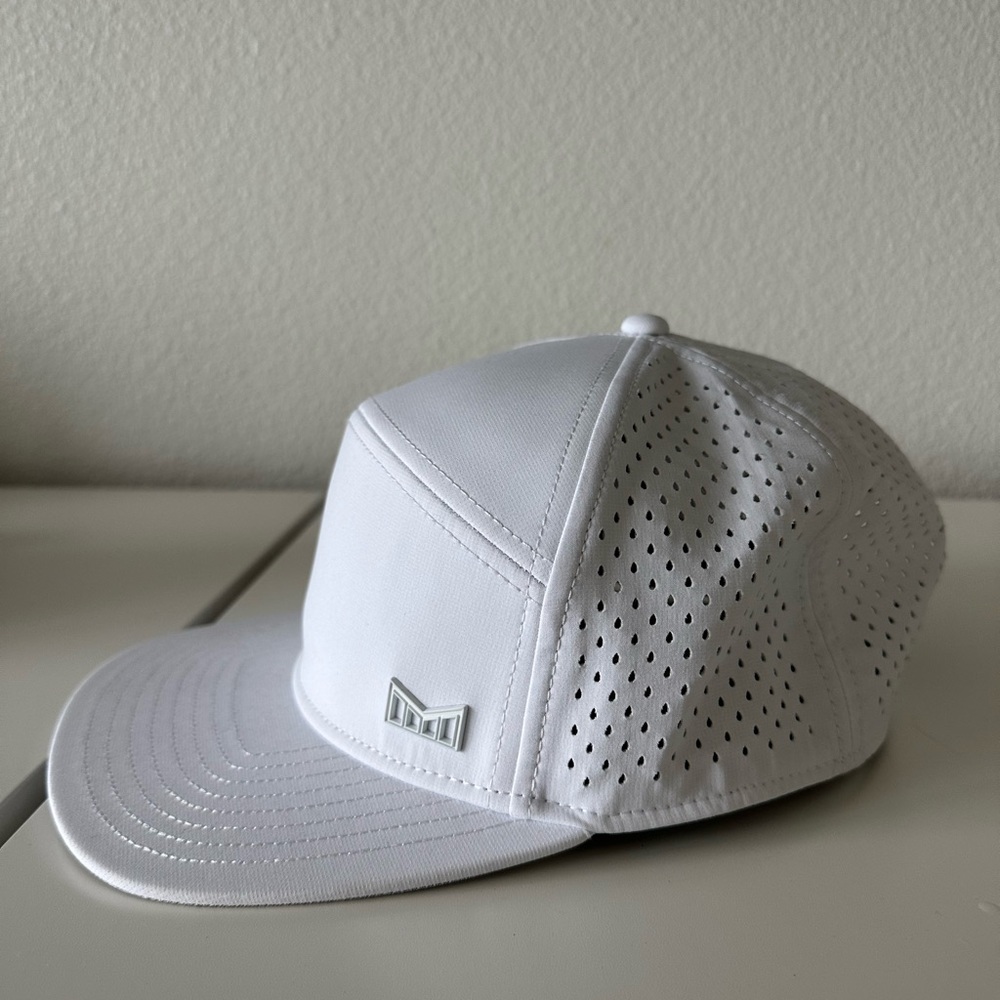 New Melin Hydro Trenches Hat